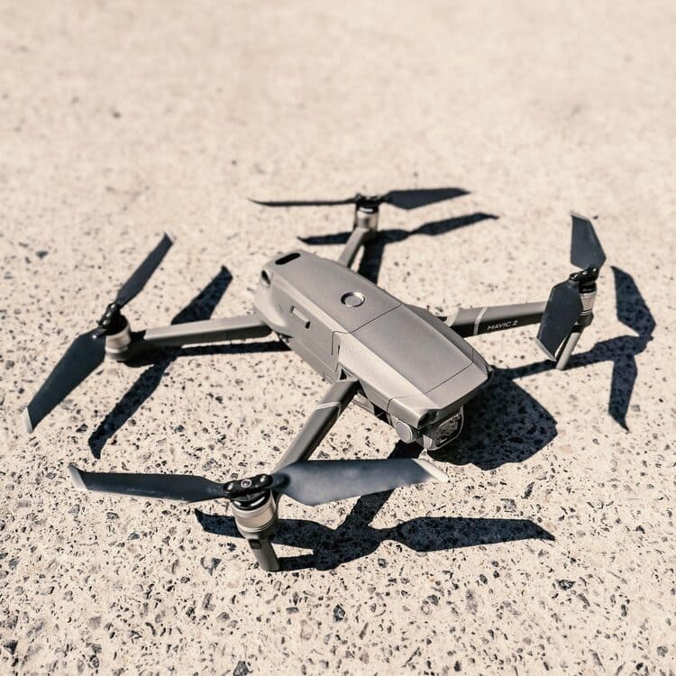 Diagnostic démoussage de toiture par drone